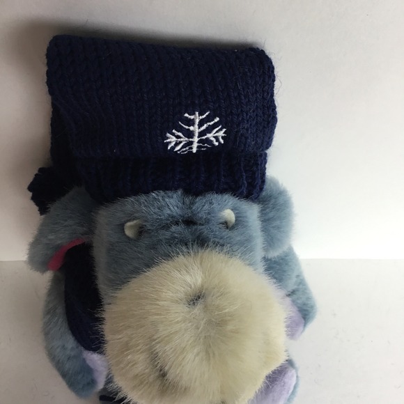 Boyds Collection Pooh Bears Winter Holiday Eeyore with Christmas Ornament - Picture 3 of 16